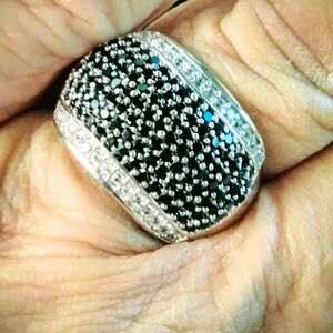 Thai Black Spinel And White Zircon Pave Set Ring In Platinum Silvertone O/Brass